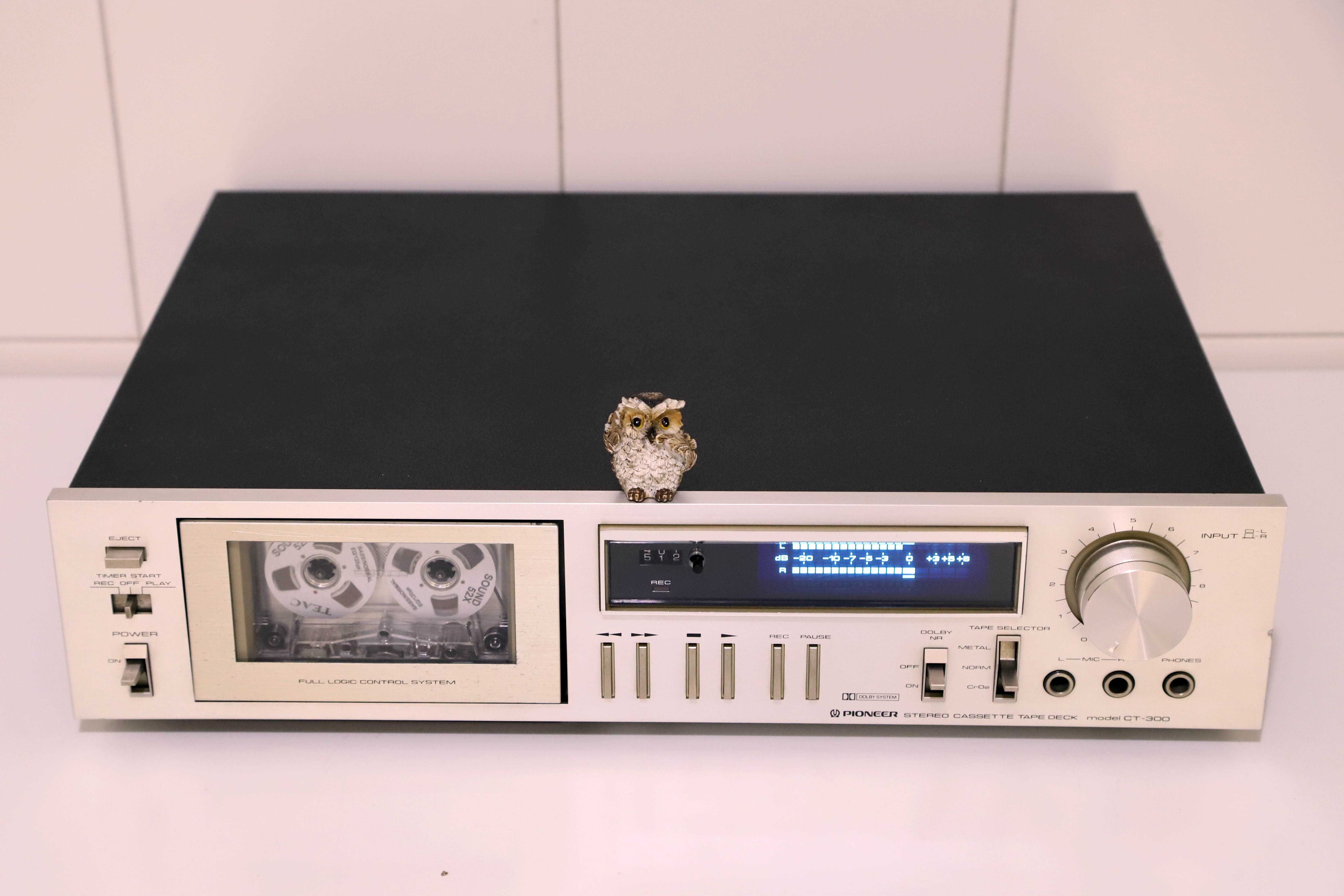 Pioneer CT-300 Tape Deck Cassetes