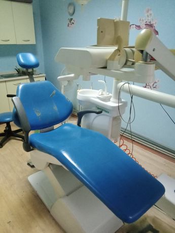 Установка стоматологическая. Компрессор стоматологический