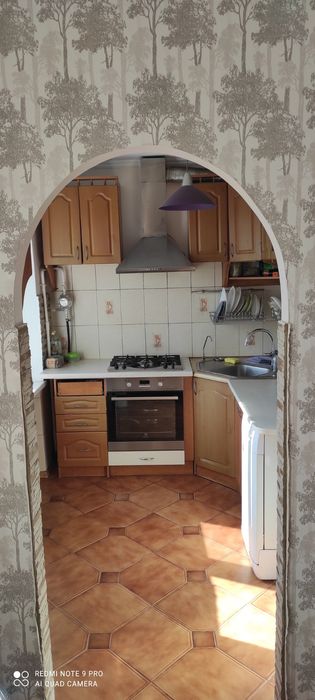 Продам 4 кімнатну квартиру в Броварах район парку.