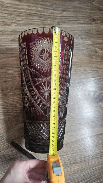 Kryształowy wazon, Jan Paweł II, papież, kryształ rubin, burgund