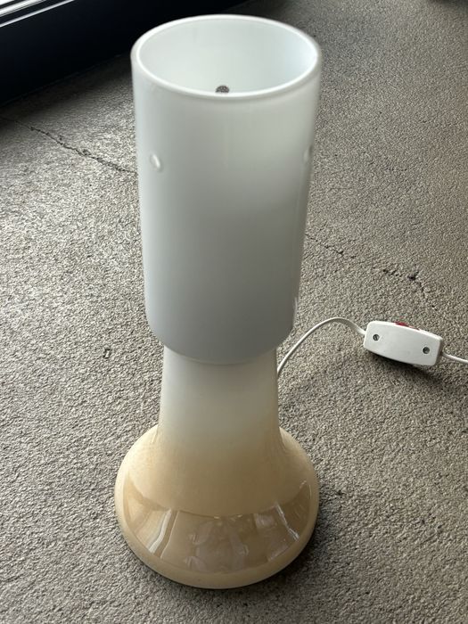 Szklana minimalistyczna lampa szkło opalowego biało kremowa lata 1960