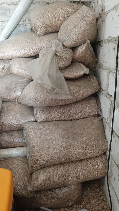 Zrębki wedzarnicze ,ściółka, podłoże bukowe