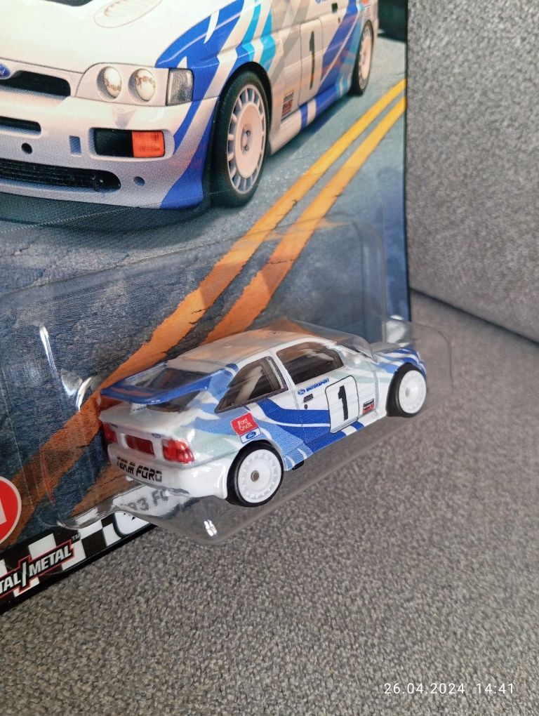 Hot Wheels Boulevard Ford Escort RS Coswort Premium