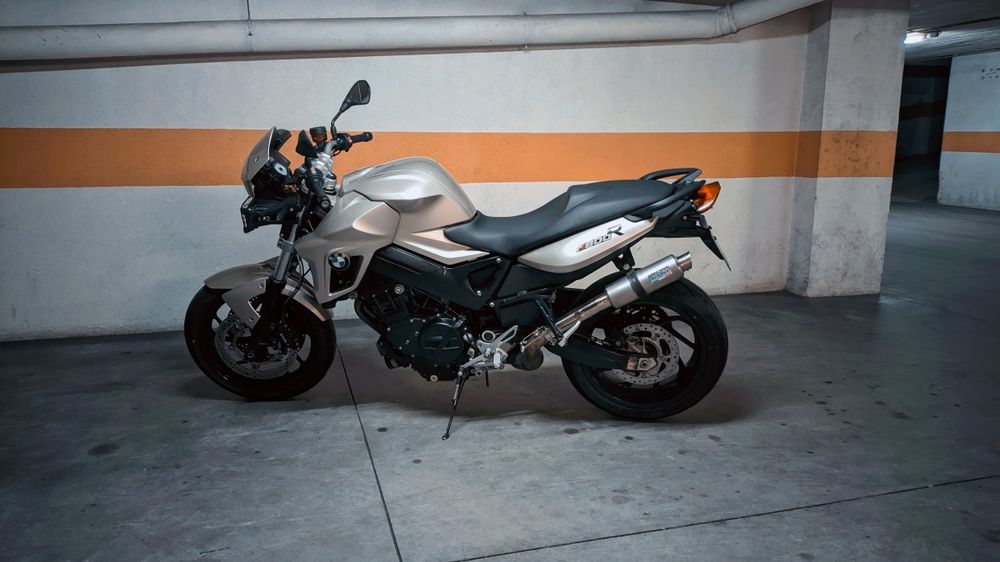 BMW modelo F800R de 2014