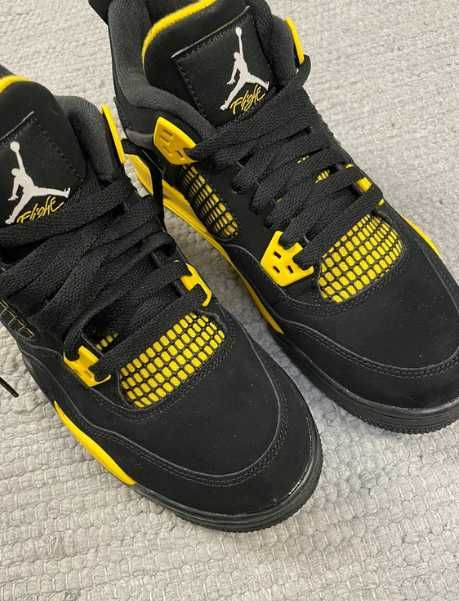 Nowe Nike air Jordan 4 Thunder Eu 43