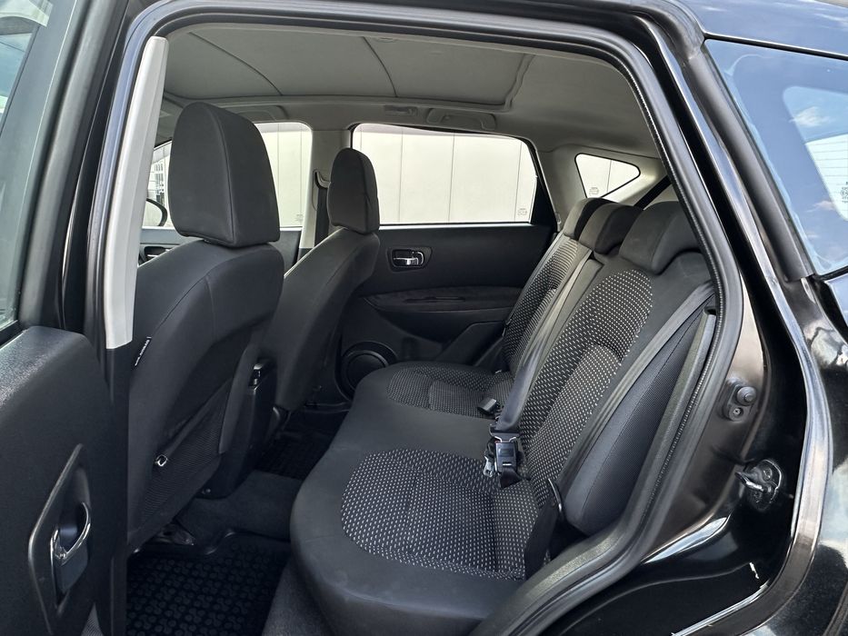 Nissan Qashqai 2010r 1 właściciel Czujniki i Panoramiczny Dach