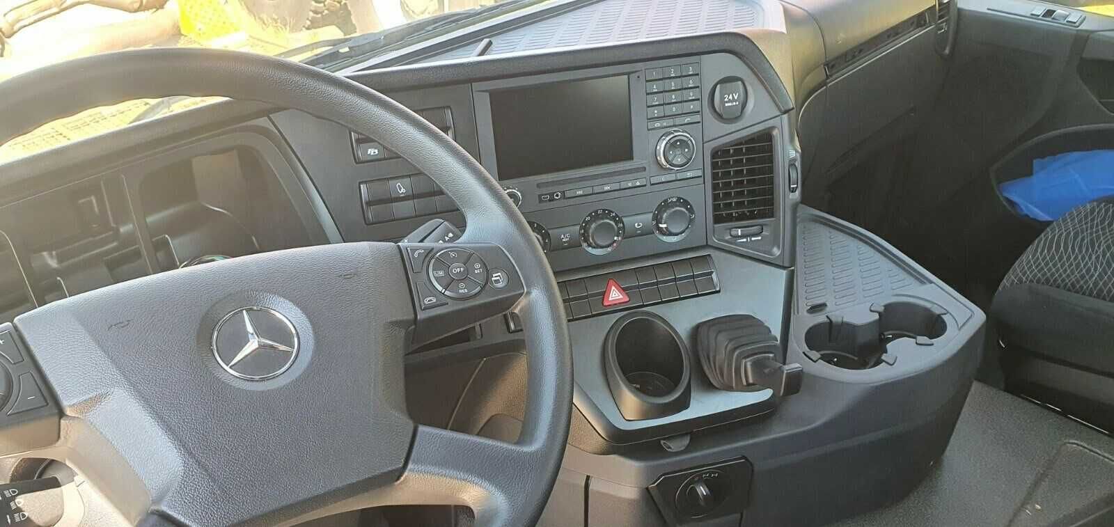 Nawigacja radio duże high Mercedes Actros mp4 TIR