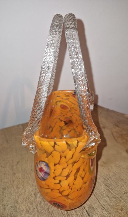 Torebka , wazonik Murano. Stan idealny.