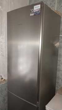 холодильник SIMENS KG39NVL316