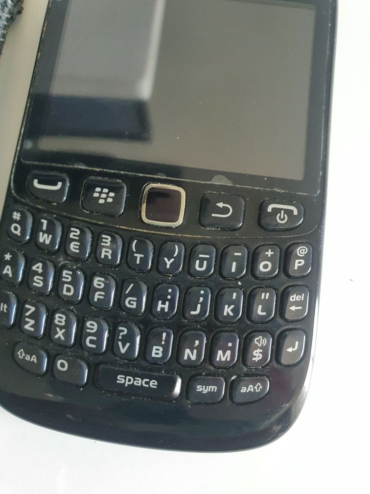 Blackberry Curve