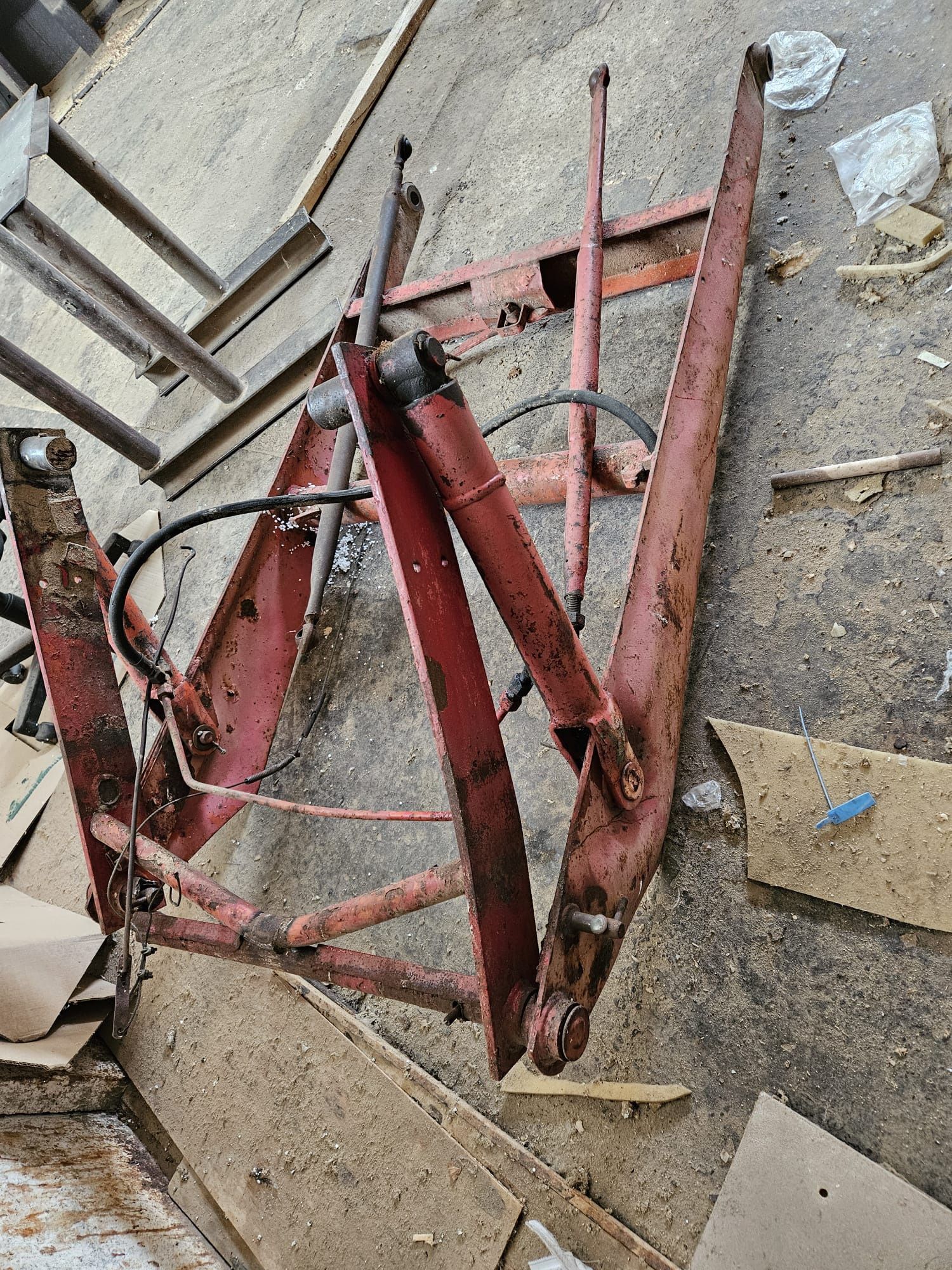 Zetor 5711 z ładowaczem czołowym łyżka wspomaganie