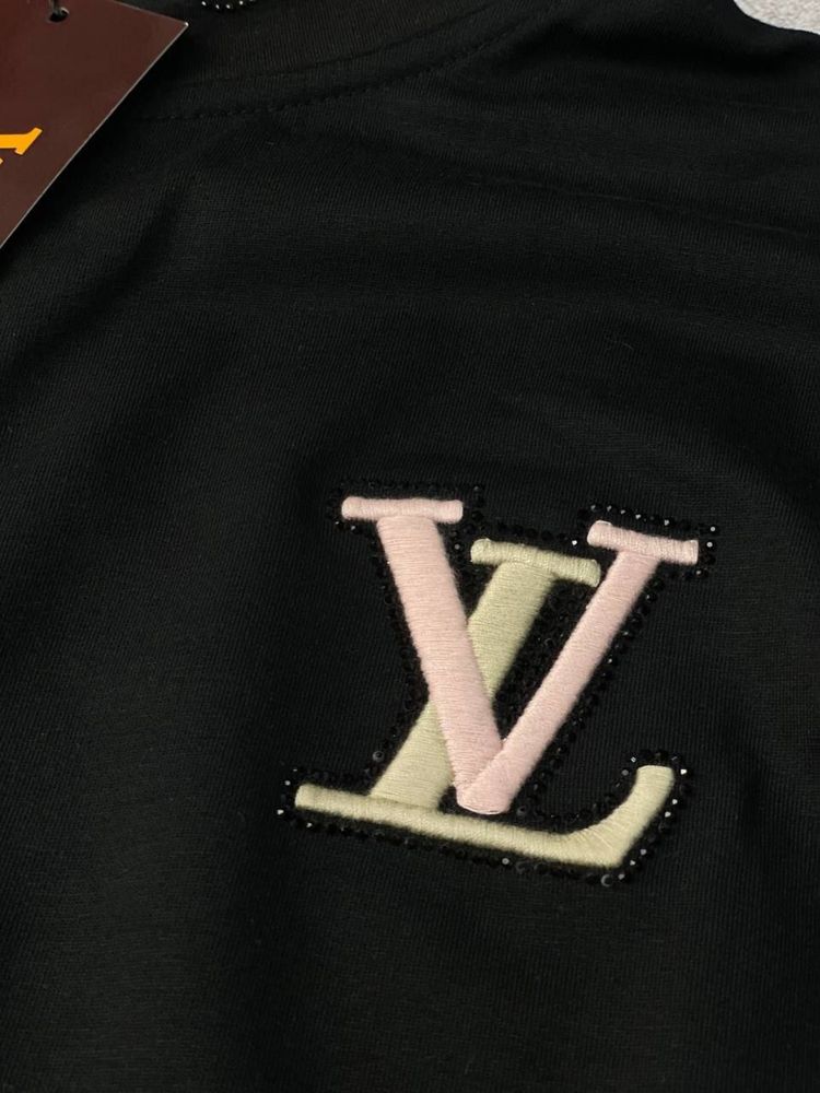 НАЙКРАЩИЙ ПОДАРУНОК! Жіночий спортивний костюм Louis Vuitton розм S-XL