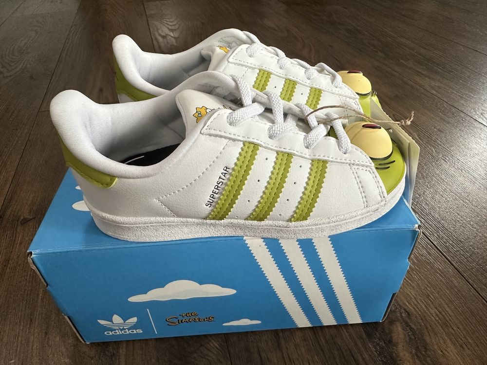 Buty Adidas Superstar rozm.26,5 NOWE