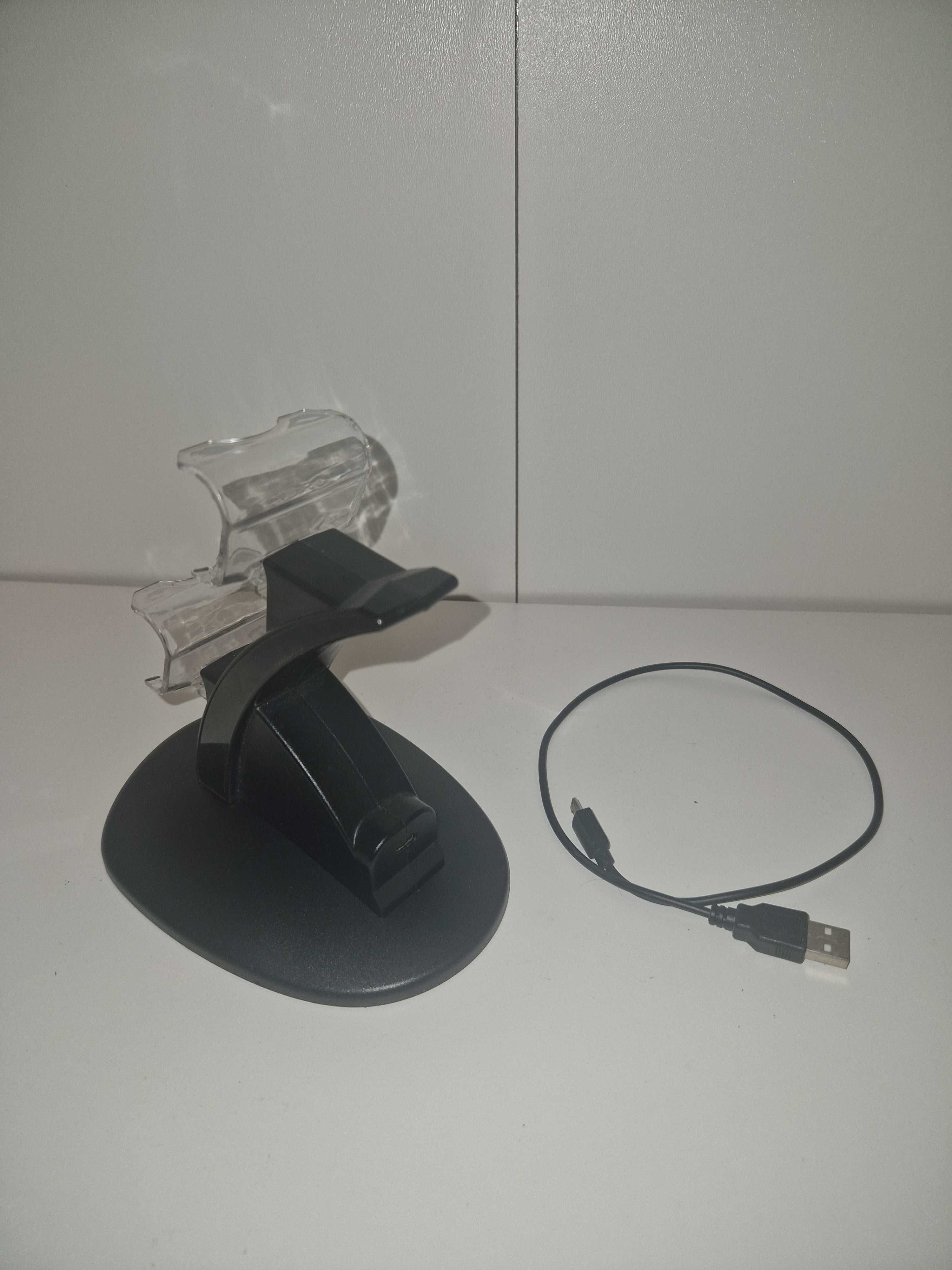 Base de Carregamento PS4 para 2 Comandos – 12€ (Negociável)