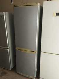 Холодильник LG .