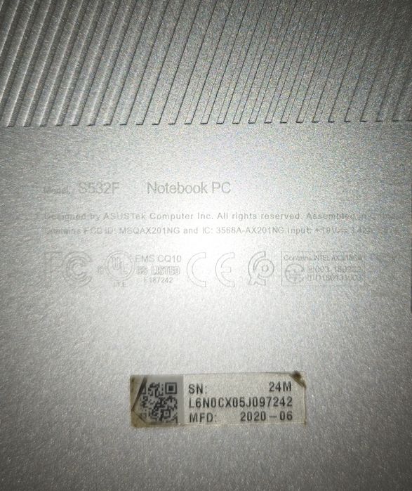 Portátil Asus VivoBook S15 15.6" S532FL com carregador incluído