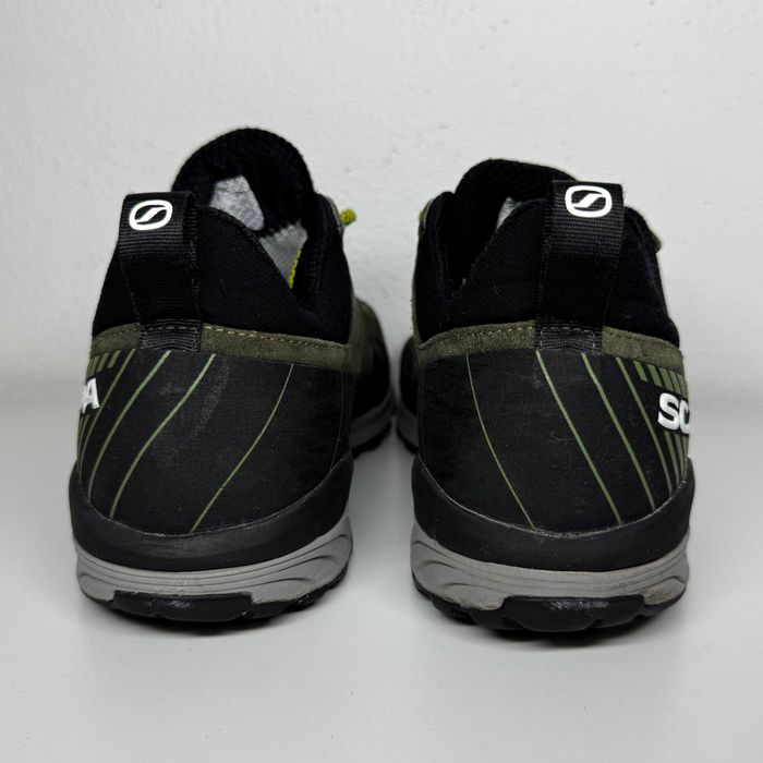 Чоловічі кросівки для трекінгу Scarpa Mescalito розмір 44, 28 см