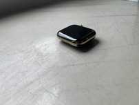 Apple Watch Series 6 złoty (WiFi+cellular) w stanie idealnym