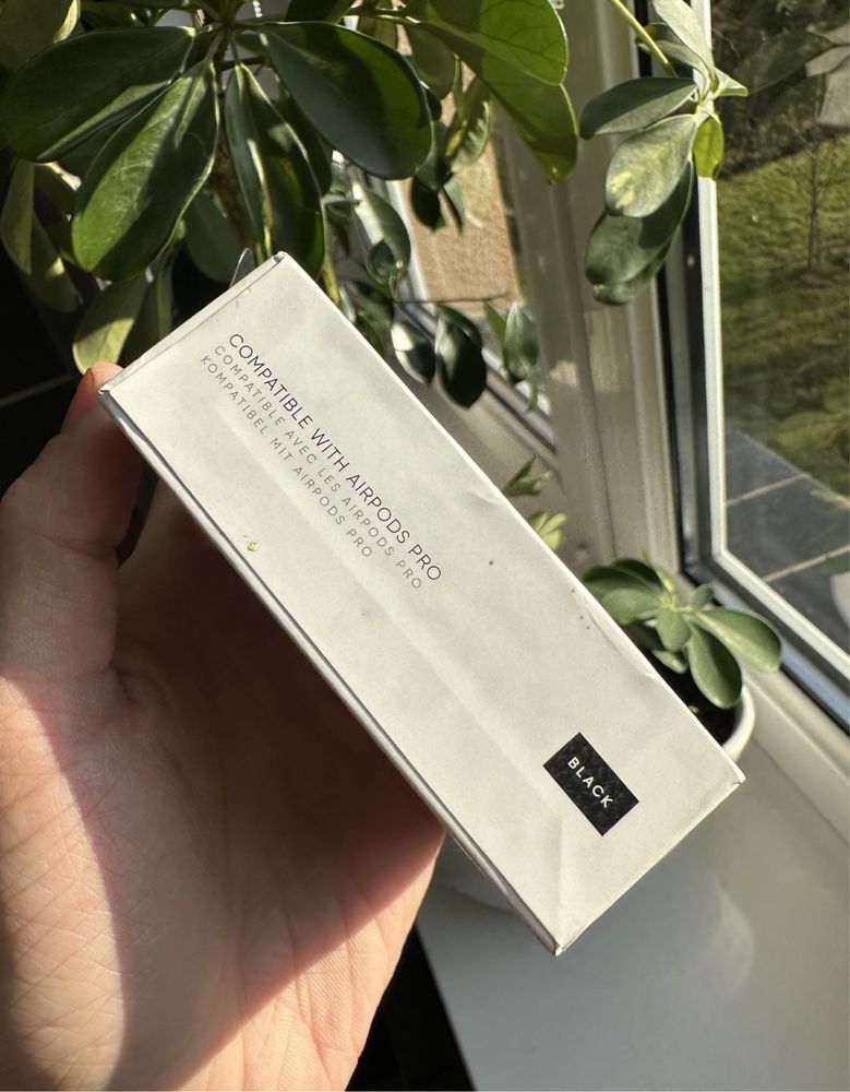 Etui skórzane KeyBudz Artisan na Słuchawki AirPods Pro