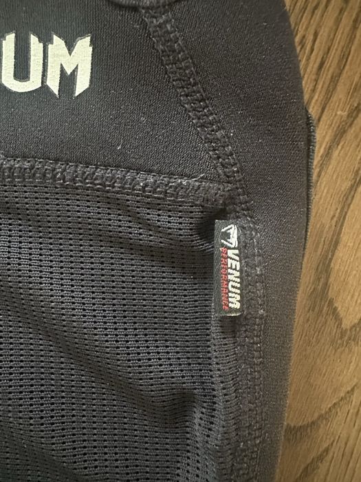 Caneleiras Kick Boxing VENUM