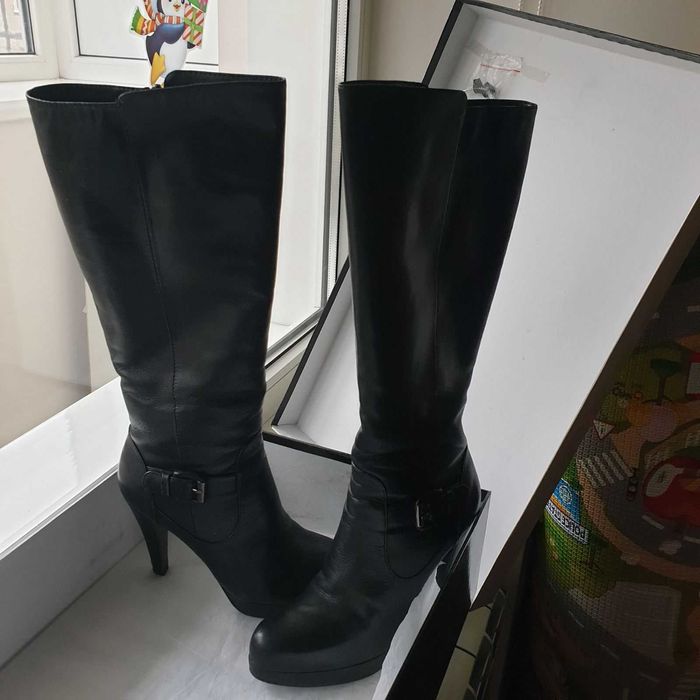 Чоботи зимові жіночі Alba, шкіряні з натуральним хутром, чорні, 36 р.