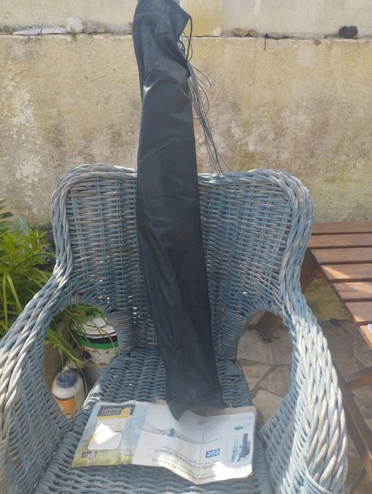 Estendal de parede em Alumínio. Novo.