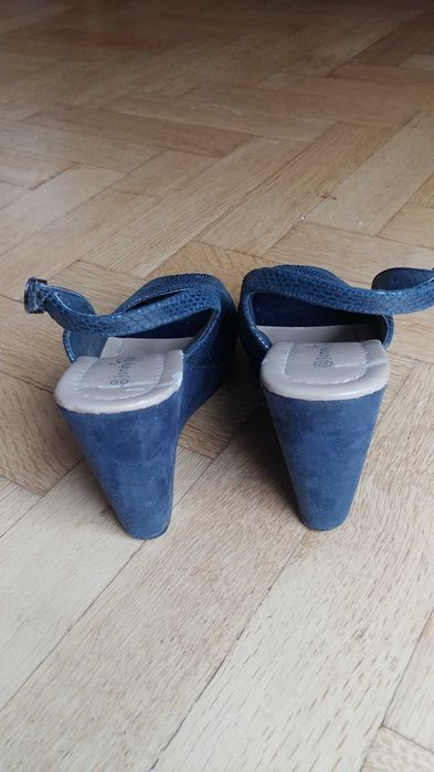 Buty sandały na koturnie Jenny Fairy roz. 37 wys. 10 cm.