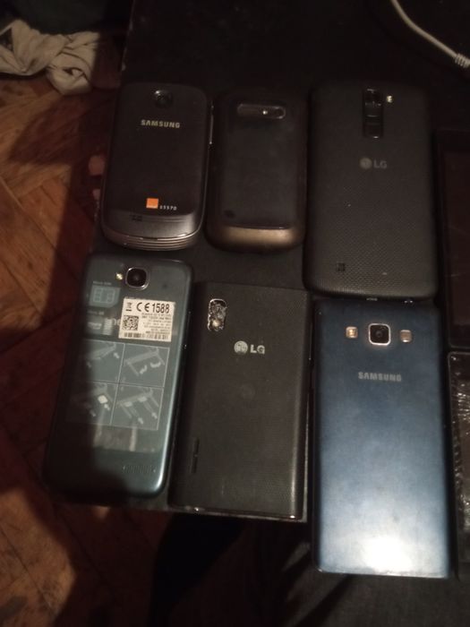 Telefony komórkowe na części