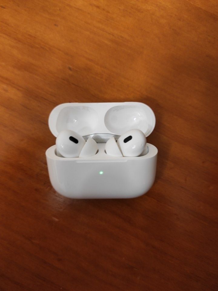 Apple airpods Pro 2  Modelo A2968 ( autênticos )