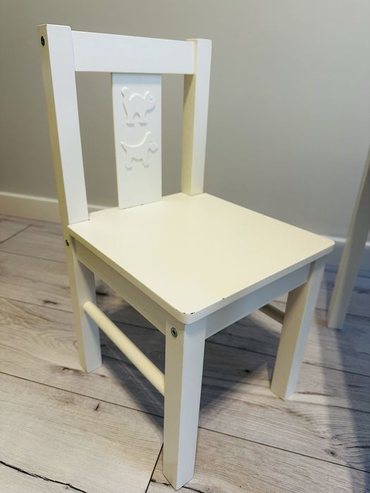 Stolik z dwoma krzesełkami dla dzieci Kitter IKEA