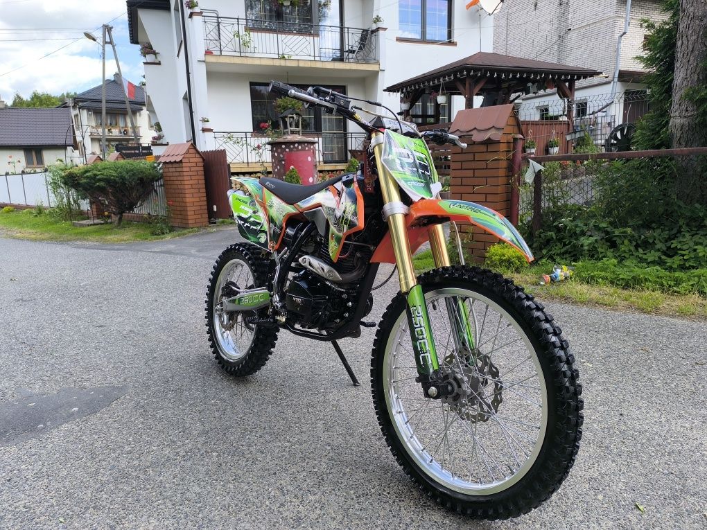 Cross Nitro Tornado 250cc