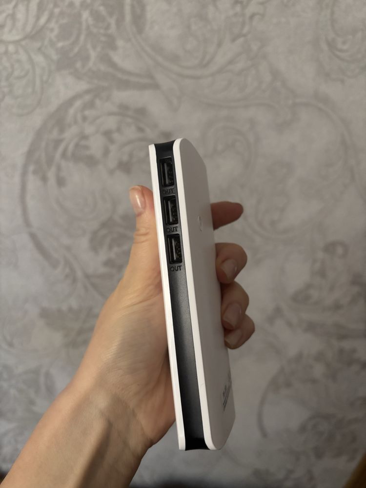 Павербанк на 3 usb входа, 20000мАh