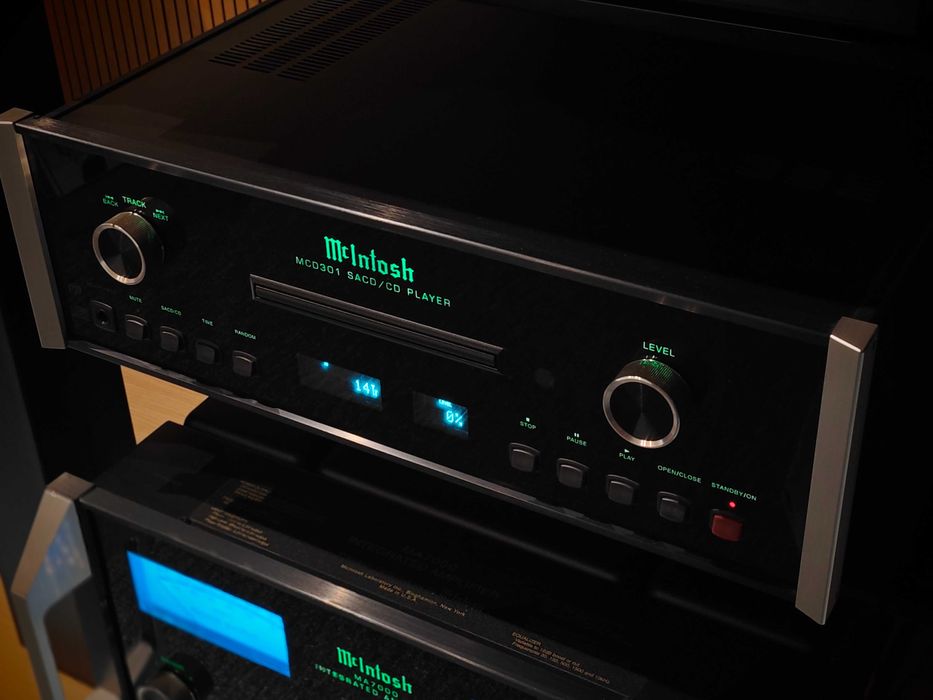 SACD/CD-плеєр McIntosh MCD 301