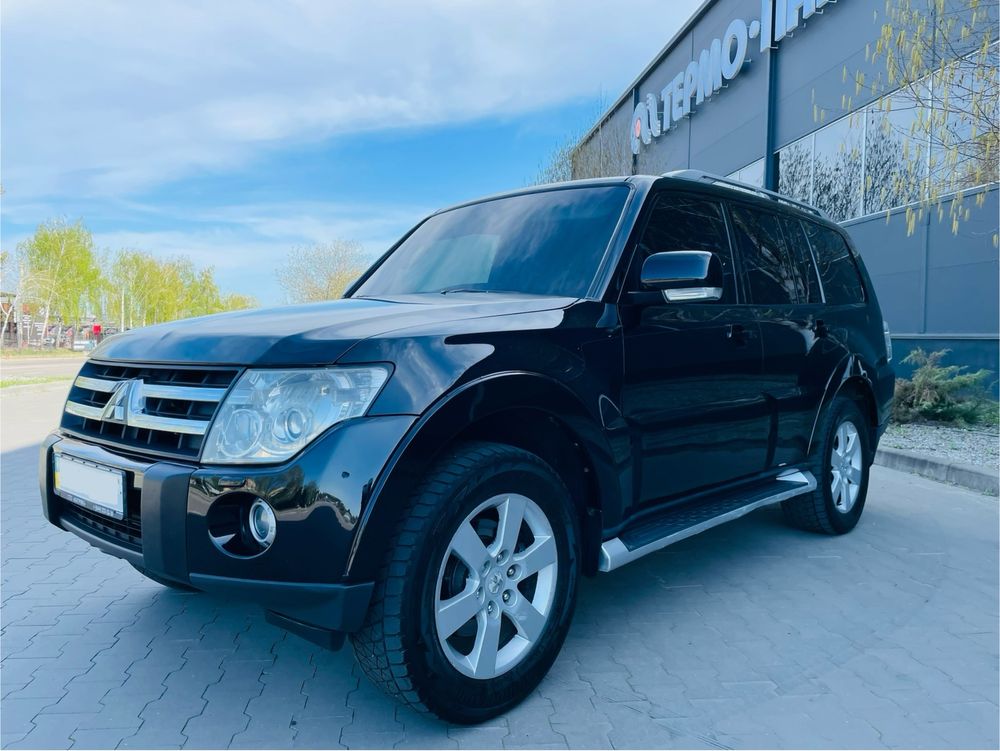 Mitsubishi Pajero Wagon ROCKFORD 3,8 газ/бенз