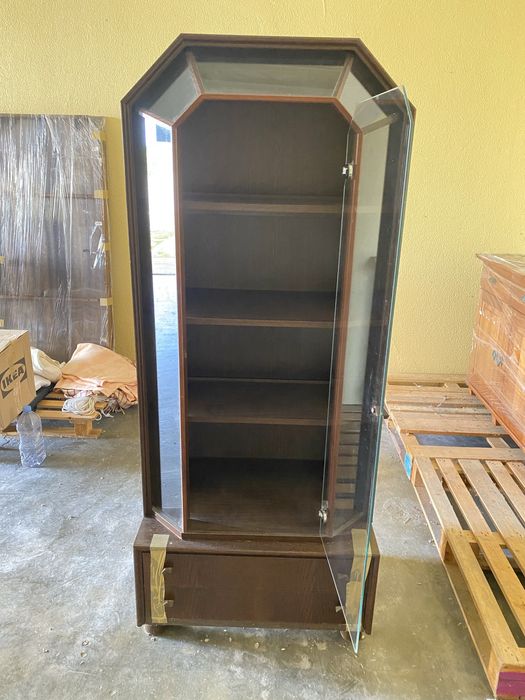 Movel com vitrine