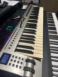 MIDI controller (клавіатура)