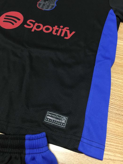 Strój dziecięcy #9 Lewandowski FC Barcelona wyjazdowa R.28