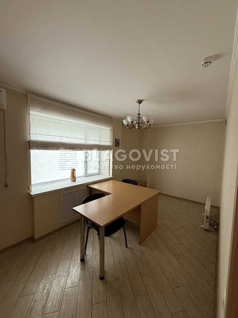 Продаж 2-кімнатної квартири, вул. Дегтярівська, 28 (Київ)