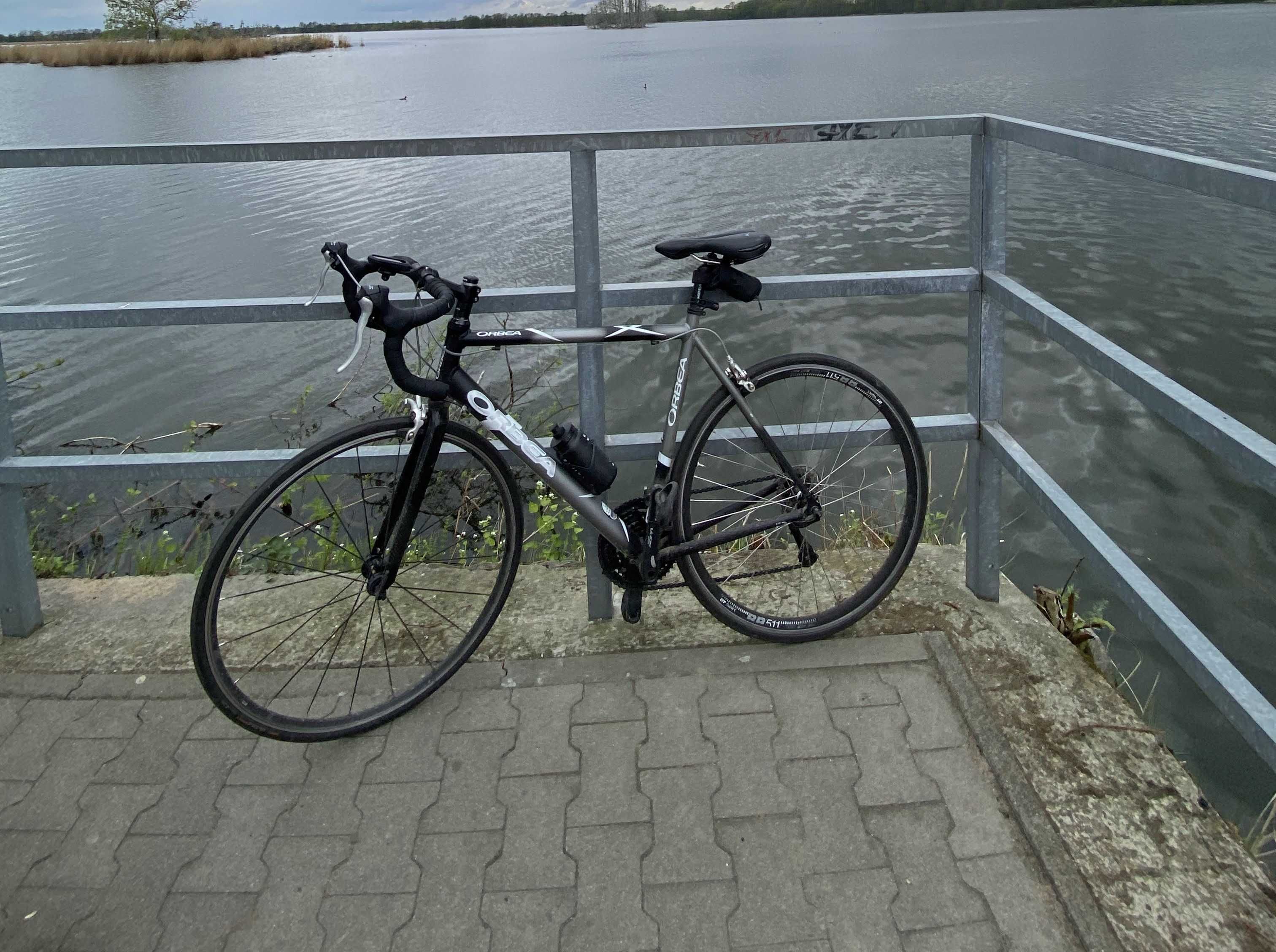 Rower Szosowy Orbea Ashpalt 1 - widelec karbonowy rozmiar L (56)