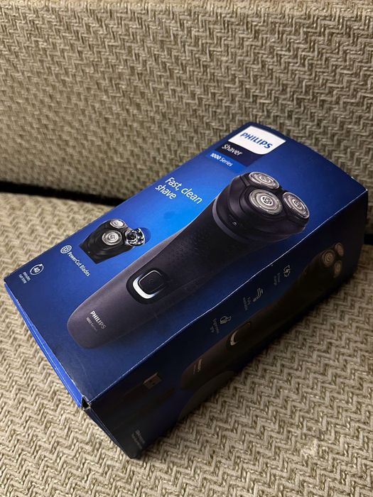 Бритва PHILIPS series 1000 S1141/00