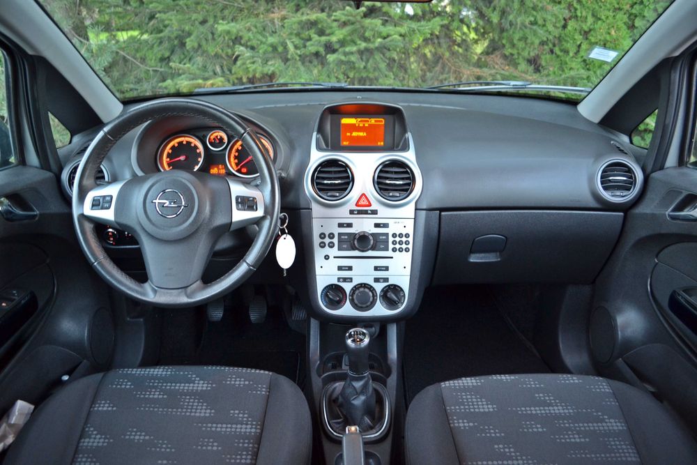 # Opel Corsa D lift # 1.4 benzyna # 2011 #