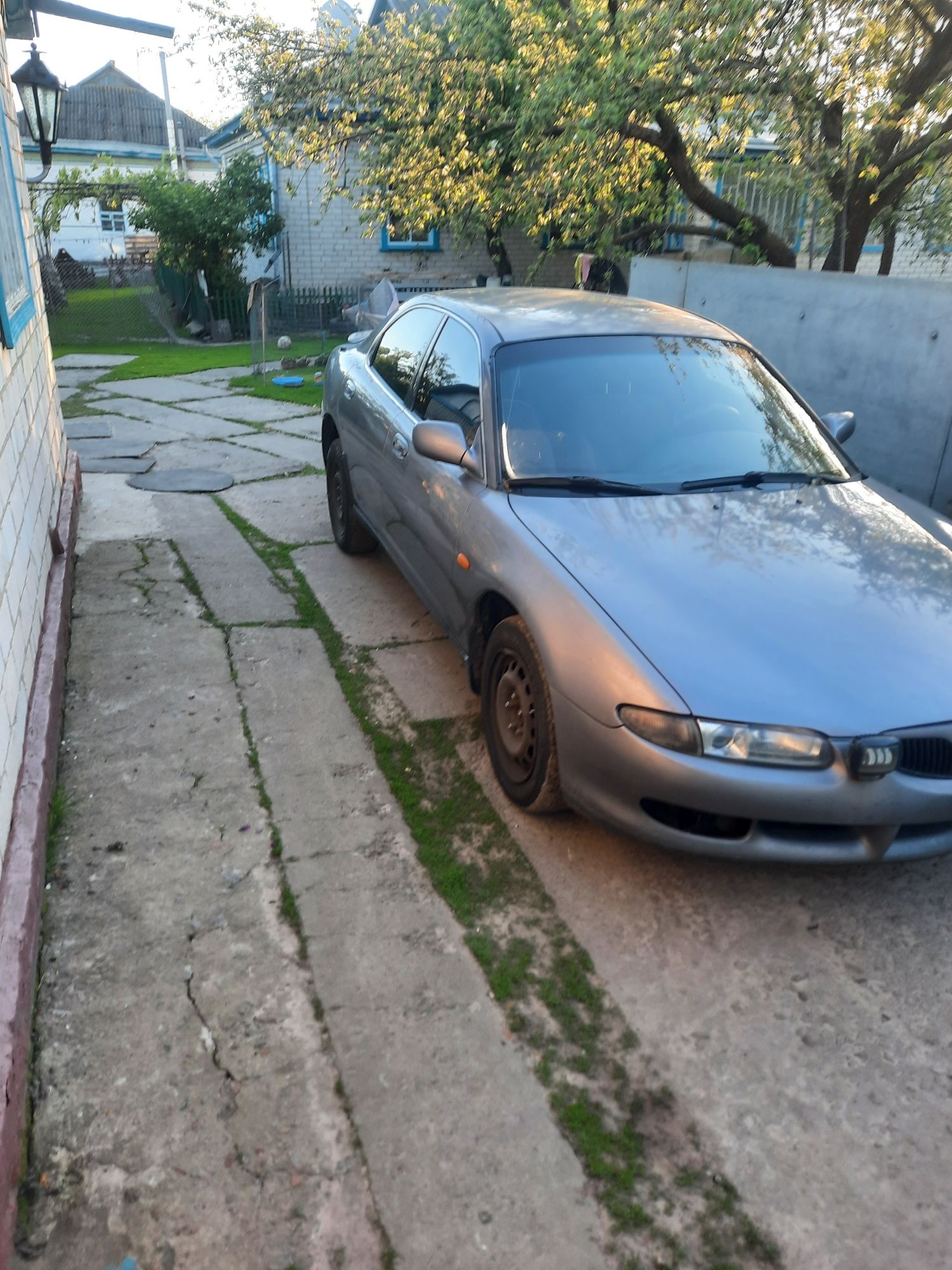 Продам мазда кседос 6 2.0 v6