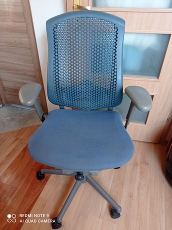 Krzesło biurowe klasy Premium Herman Miller, model Celle