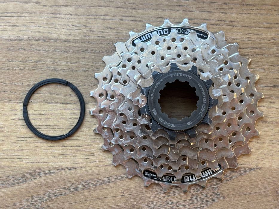 ### Kaseta Shimano 7-rzędowa + podkładka dystansowa ###