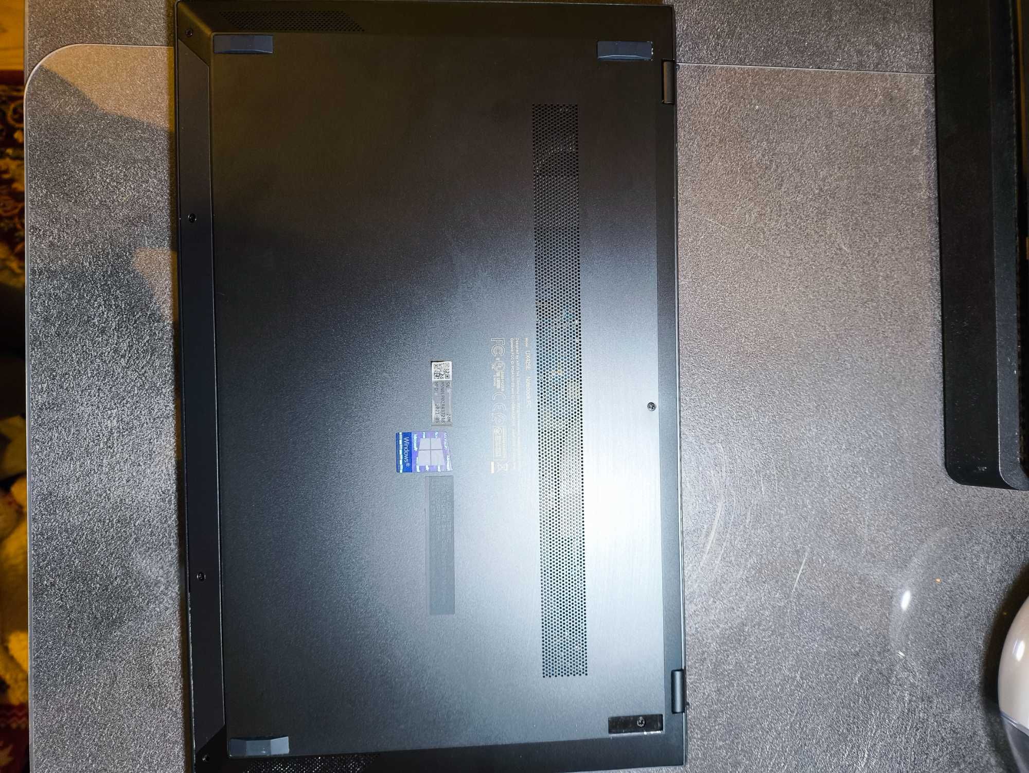 Asus zenbook14 2021  uszkodzony
