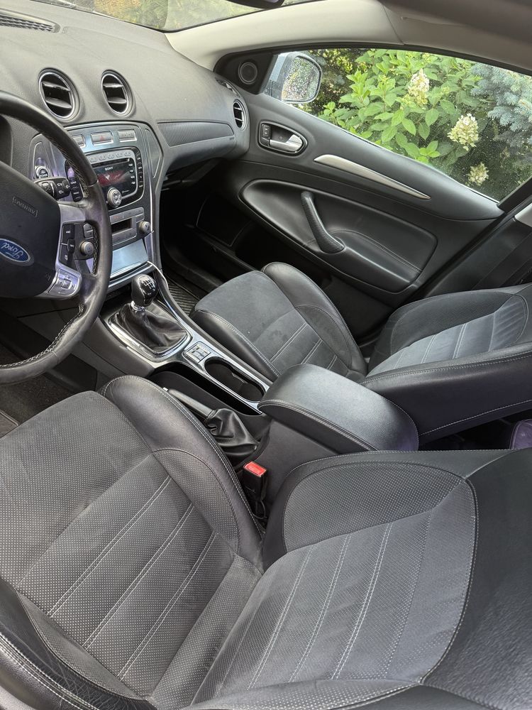 Ford Mondeo MK4 2.0TDCi wersja Titanium