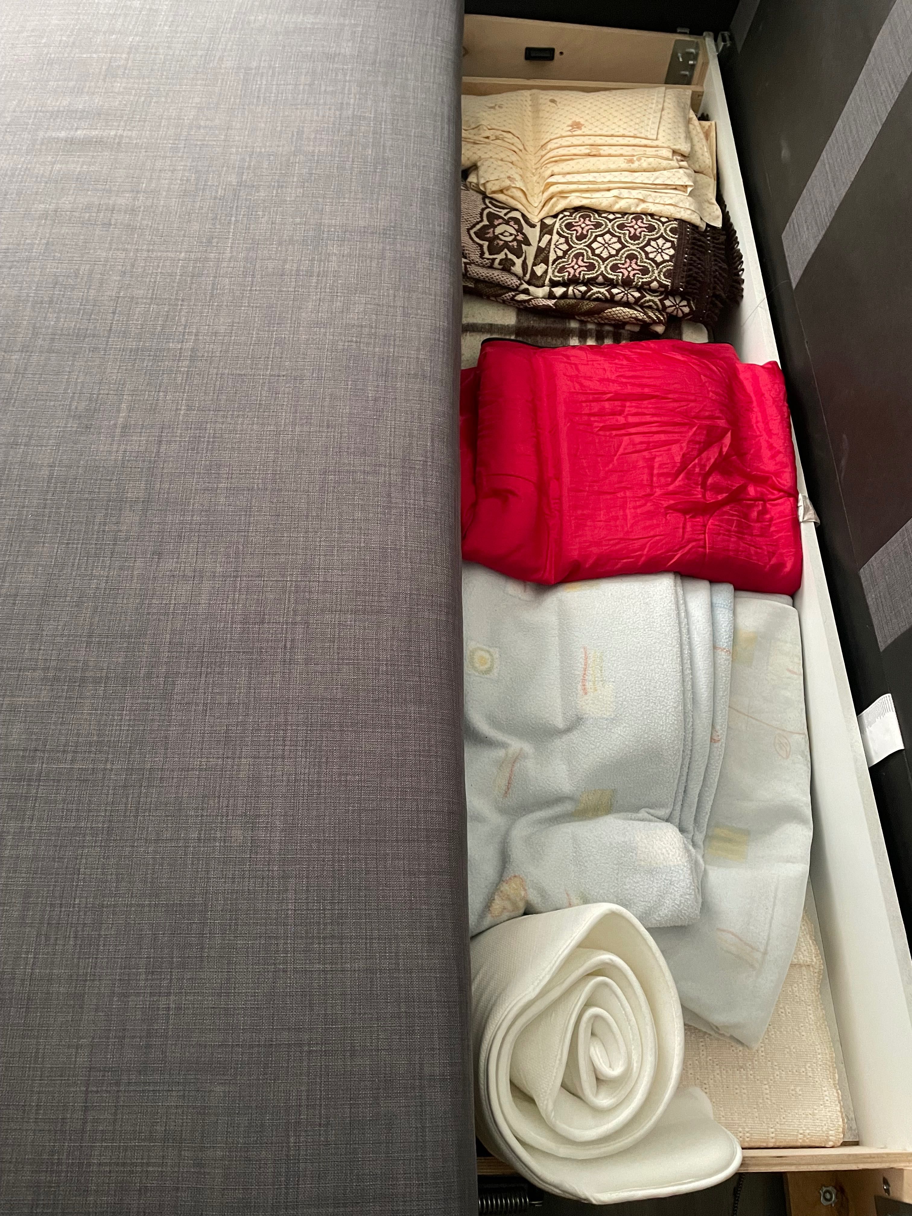 Sofá cama Ikea FRIHETEN