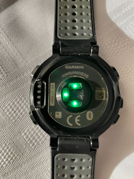 Garmin Forerunner 235