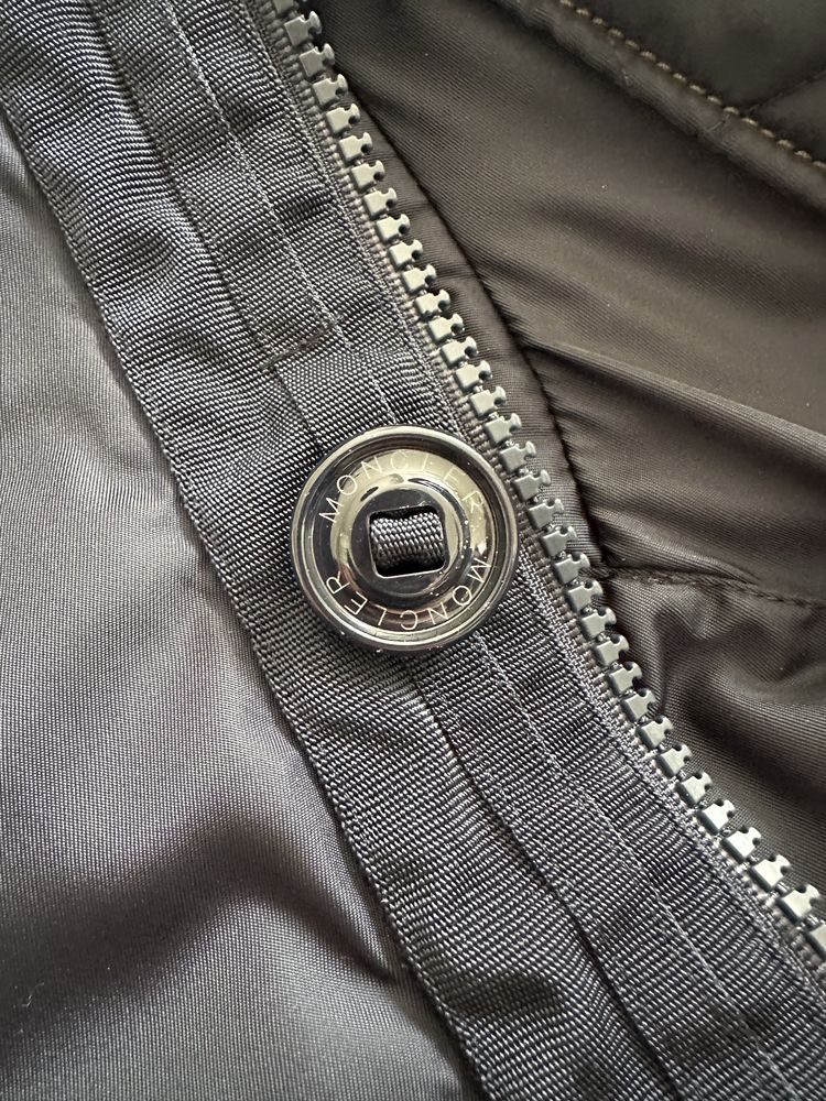 Куртка чоловіча Moncler. Розмір XL. Зимня.