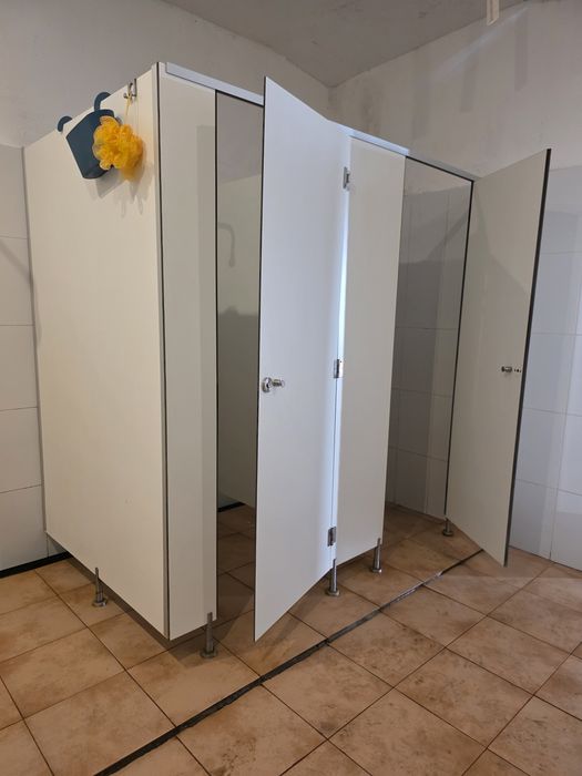 Cabine de chuveiro em compacto fenolico  usadas